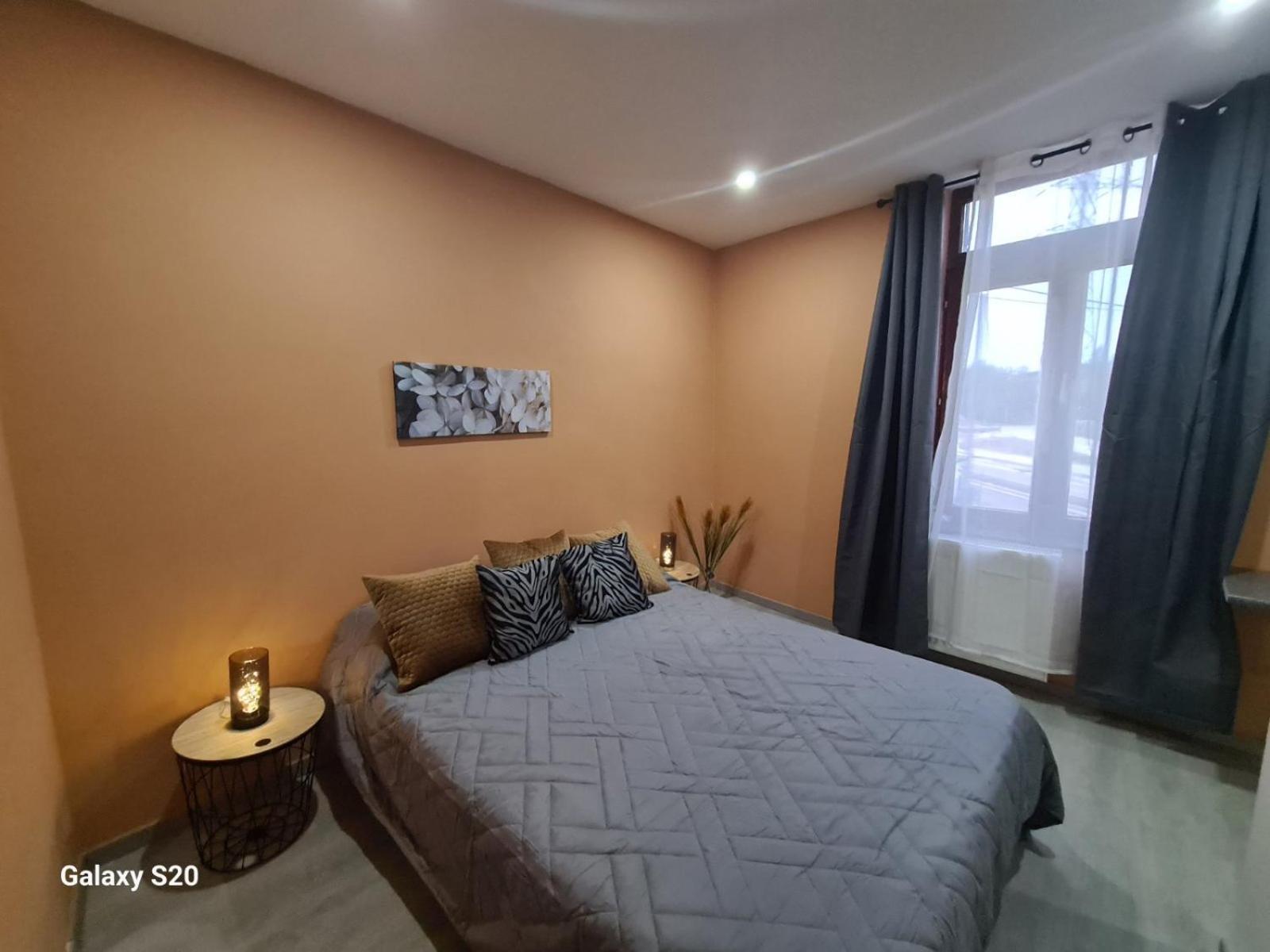 Ferienwohnung Liege Seraing Exterior foto